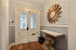 E Jones St Luxury Garden Apartment-Dog Friendly!