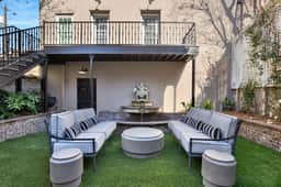 Hidden Garden Retreat in the Heart of Downtown Savannah