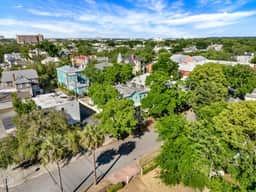 Steps from Forsyth Park-Parking Spot Included!
