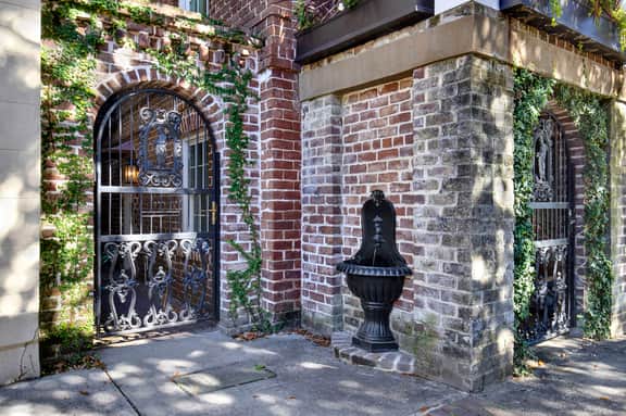 Hidden Garden Retreat in the Heart of Downtown Savannah